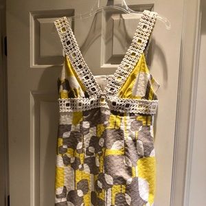 Trina Turk size 8 dress EUC
